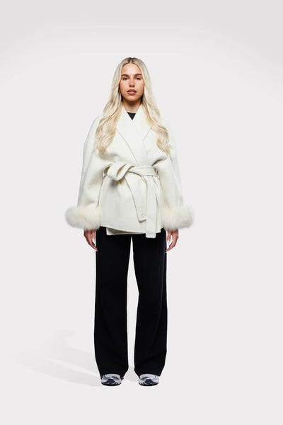 Luxuriöser Damen Wickelmantel