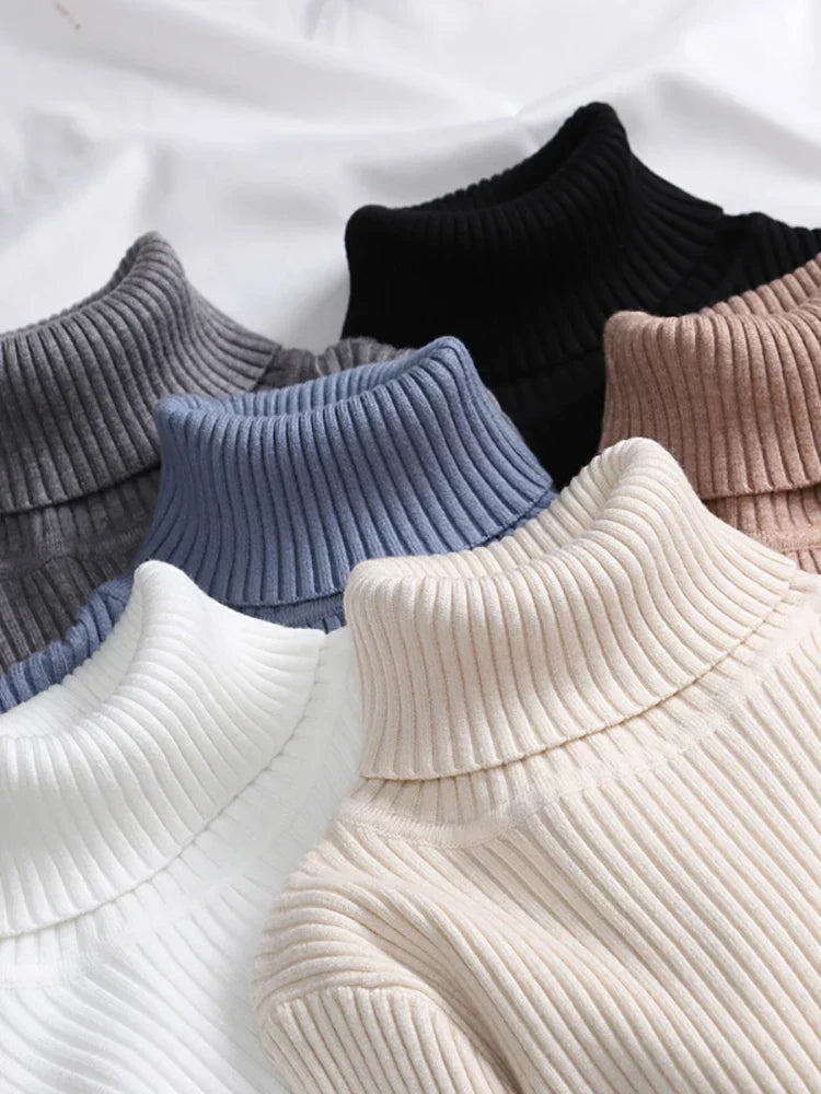 Gerippter Rollkragenpullover | Figurbetonter Schnitt | Zeitlose Eleganz
