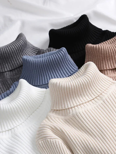 Gerippter Rollkragenpullover | Figurbetonter Schnitt | Zeitlose Eleganz