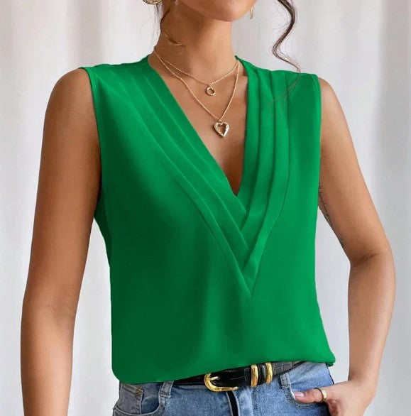 Rumi – stilvolle ärmellose bluse