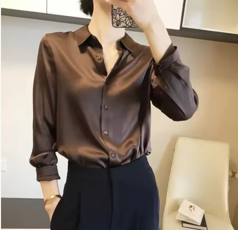 Paige - elegante satinbluse