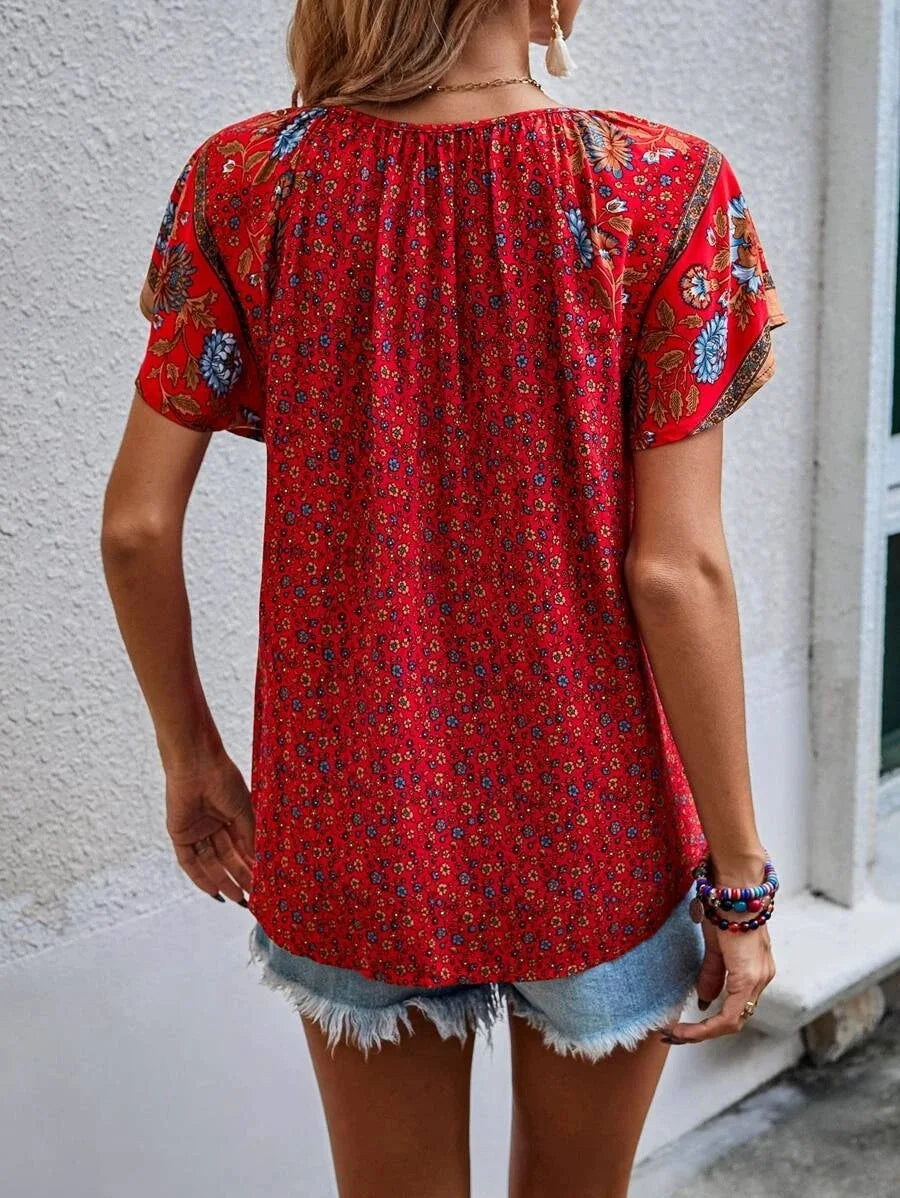 Julia | Sommerbluse mit Blumenmuster