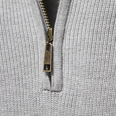 Pullover mit halbem reißverschluss