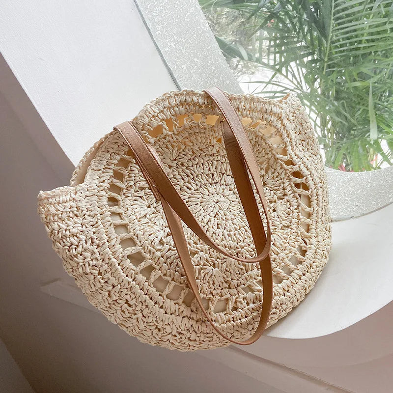 Runde Strohtasche | Handgewebt | Sommerlicher Stil