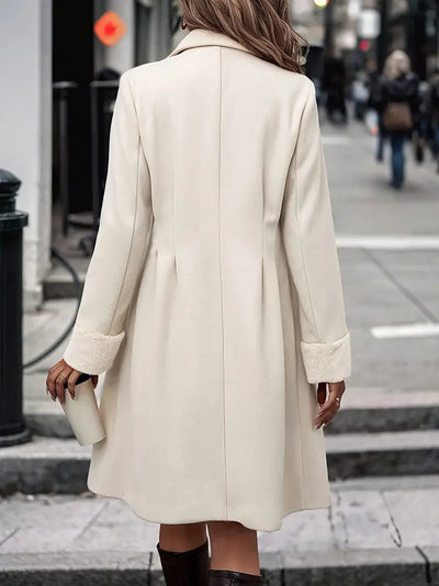 Eleganter Weißer Damen Wintermantel