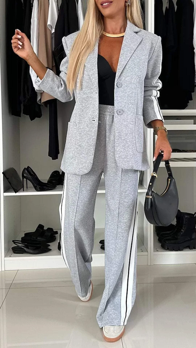 Alina | Zweiteiliges elegantes Anzug aus Trainingsstoff