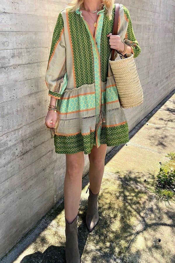 Penelope® | Lockeres Minikleid im Urlaubsstil mit Ethno-Print und Knöpfen
