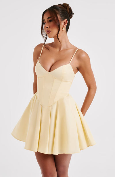 Analeigh Mini Kleid in Zitronenfarbe