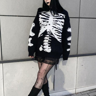 Alberta – Y2K Pullover mit Totenkopf-Print für Damen