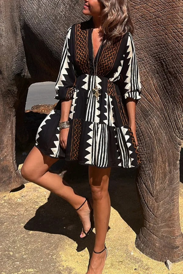 Sloane® | Zara Babydoll-Kleid mit elastischem Bund und Ethno-Print