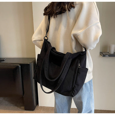 Art Student Tote Cordtasche
