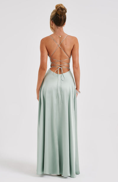 Salbei Bethany Satin-Maxi-Kleid