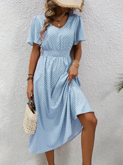 Gepunktetes Sommerkleid | Luftig & Feminin | Perfekt für sonnige Tage