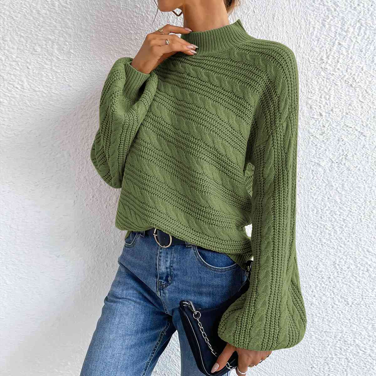 Eleganter Rollkragenpullover aus Zopfmuster für Damen