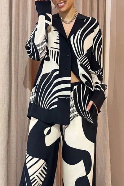 Isabel® | Loses zweiteiliges Set mit schwarz-weiß bedrucktem Revers