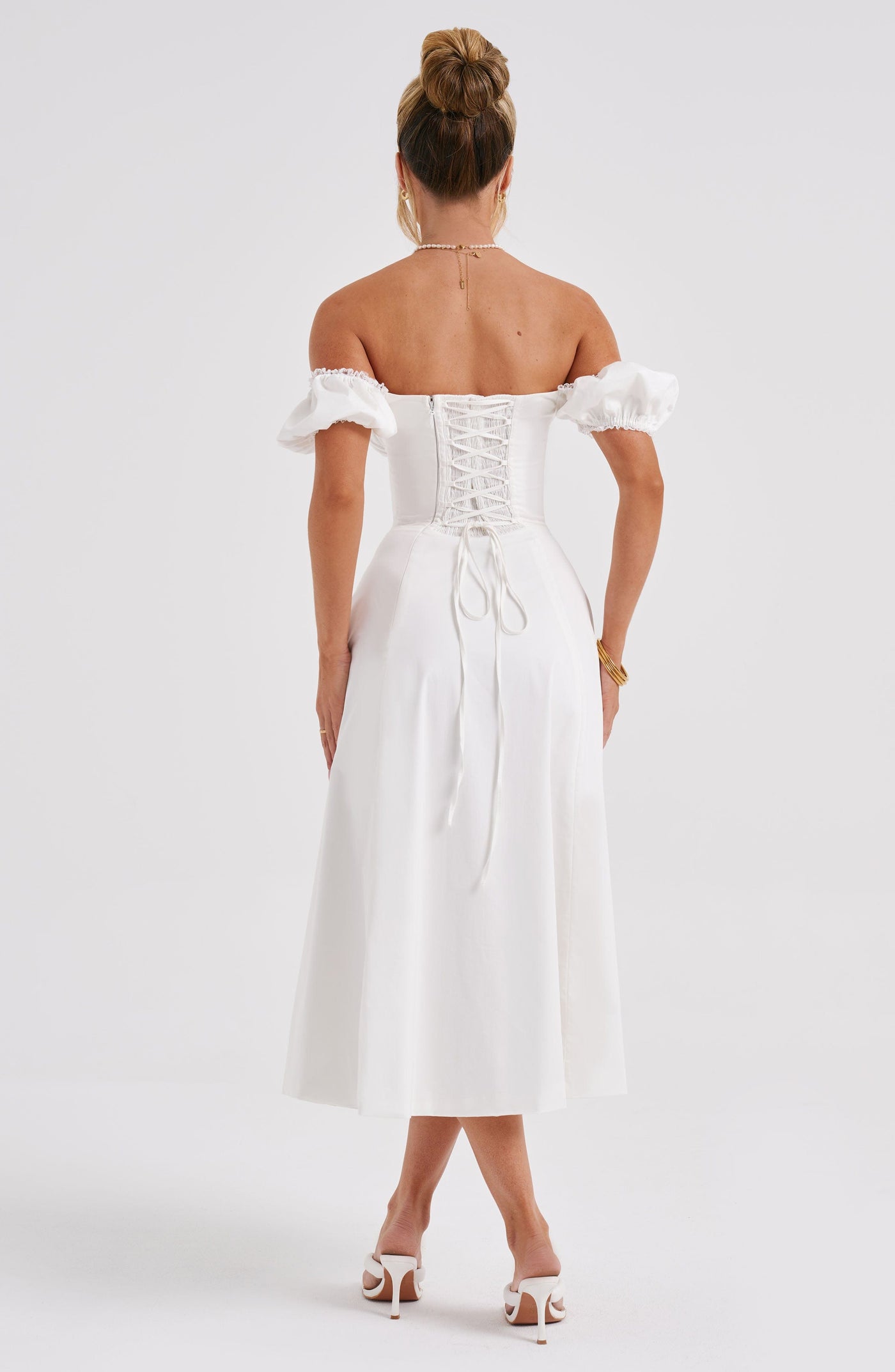 Elfenbein Midi Kleid von Courtney