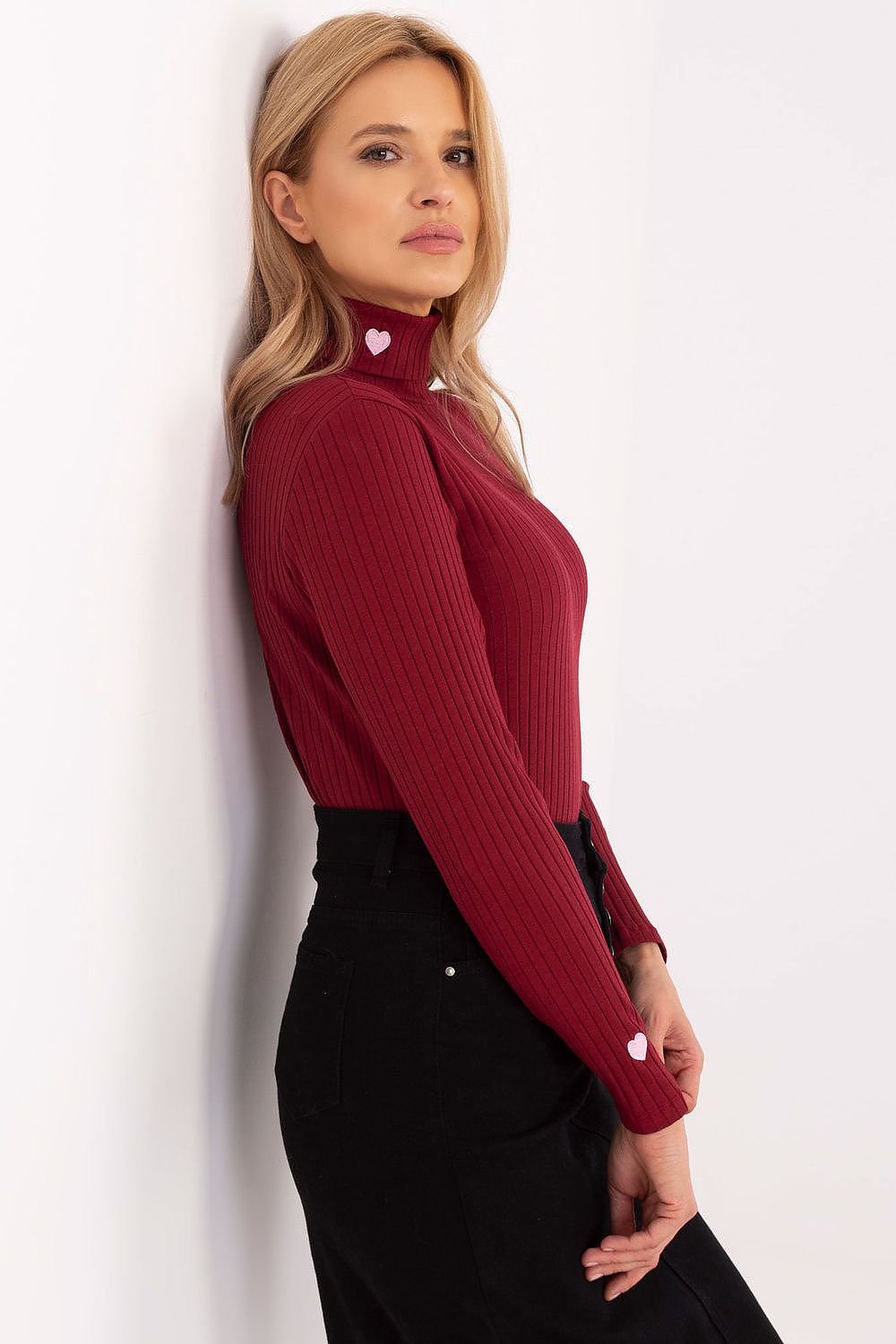 Gerippter Rollkragenpullover | Herz-Detail | Eleganter Look