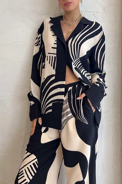 Isabel® | Loses zweiteiliges Set mit schwarz-weiß bedrucktem Revers