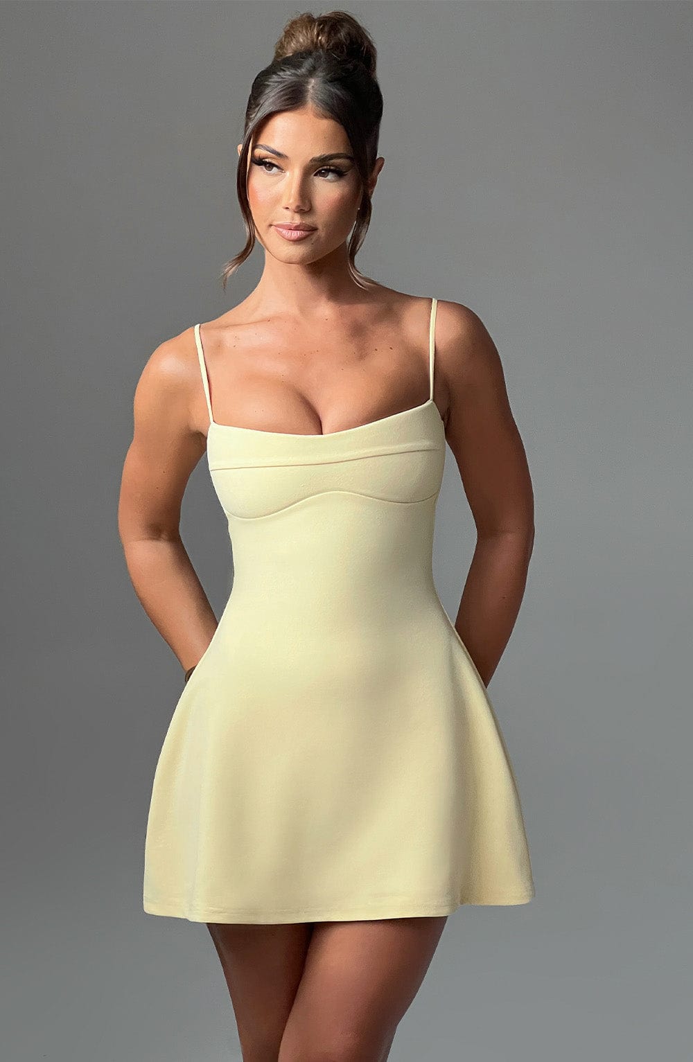 Dakota Mini Kleid in Zitronenfarbe