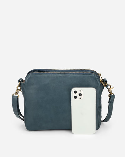 Schultertasche aus weichem Kunstleder | Kompakt & Vielseitig | Zeitlose Eleganz
