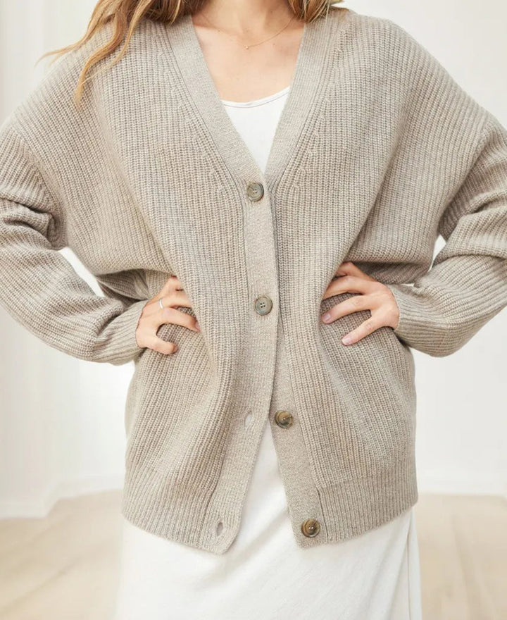 Oversized-Strickcardigan | Tiefer V-Ausschnitt | Lässige Passform