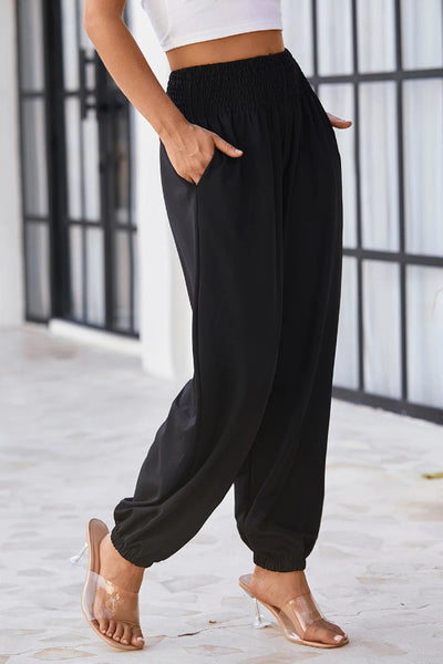 Teresa® | Schwarze, gesmokte Jogginghose mit hoher Taille und Taschen