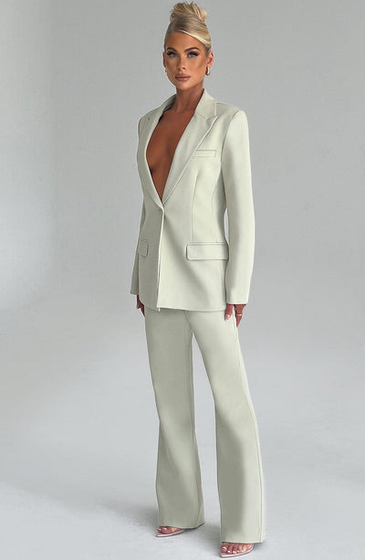Salbei Hazel Hose