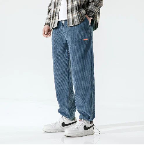 Bequeme Corduroy Freizeithose