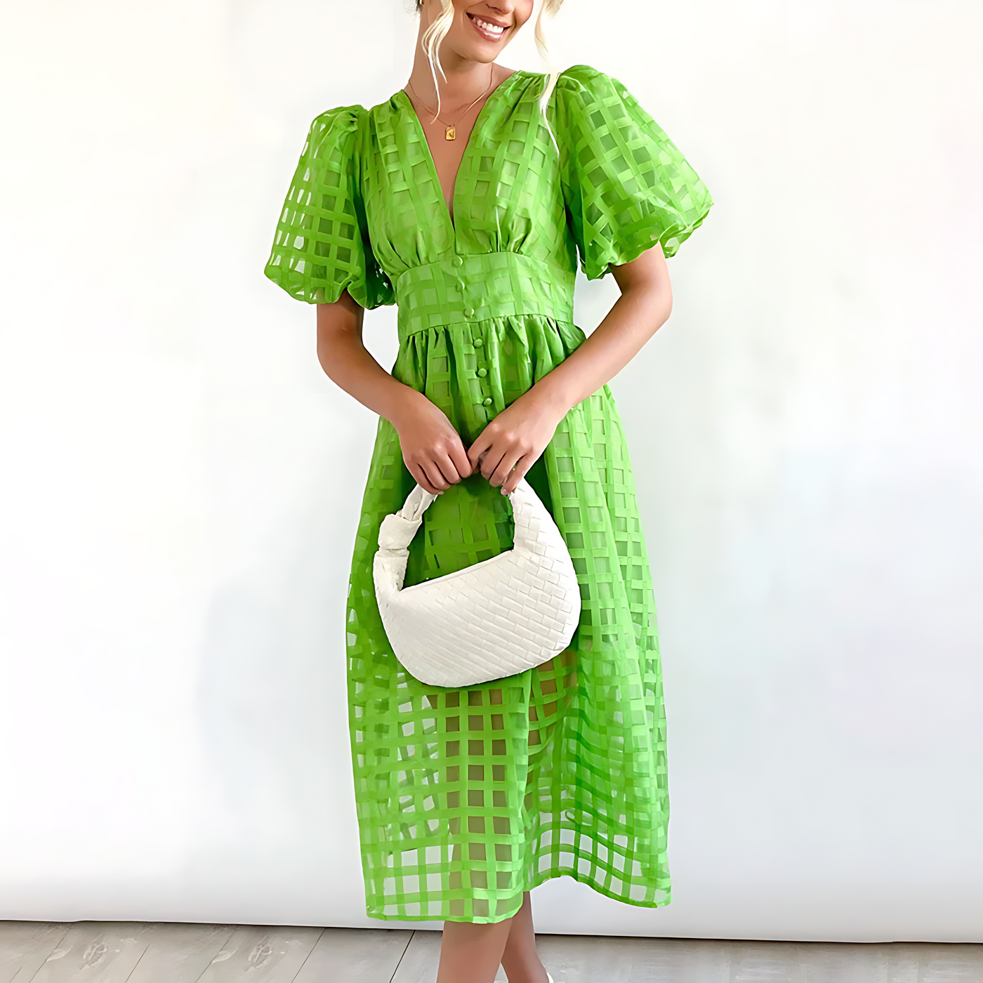 Midikleid mit Karostruktur | Puffärmel | Femininer V-Ausschnitt