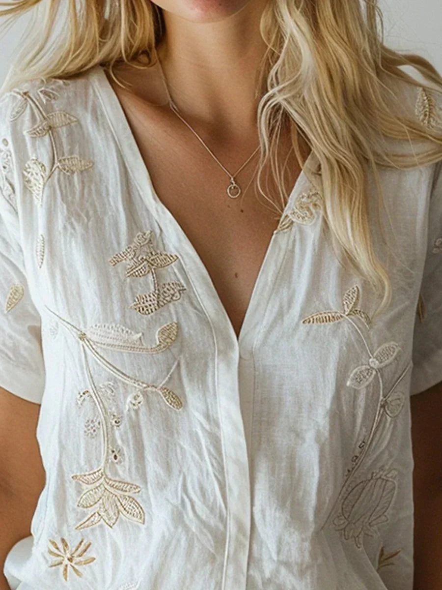 Leinenbluse mit V-Ausschnitt | Florale Stickerei | Lässiger Sommerstil