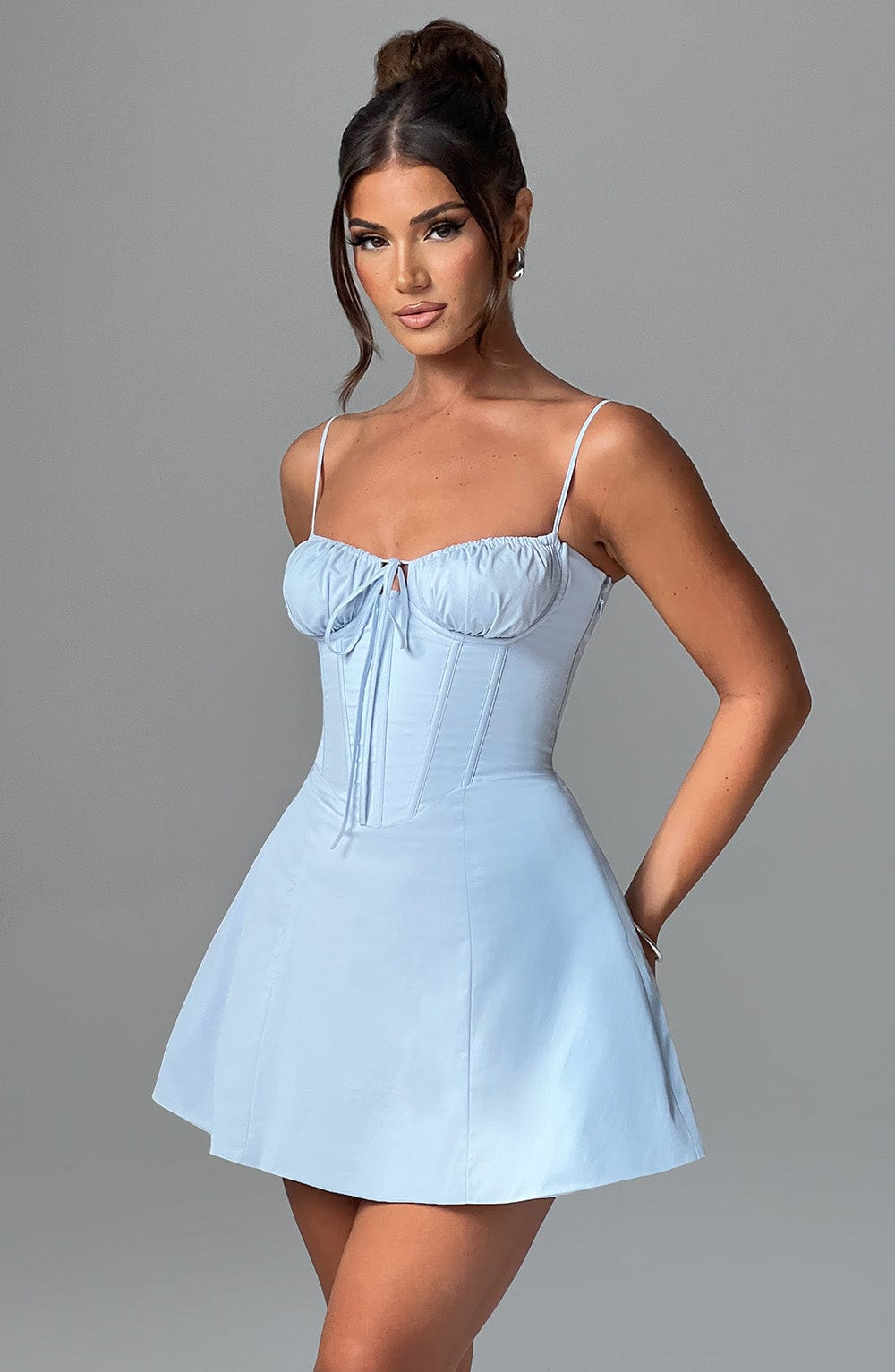 Blaues Lacey Minikleid