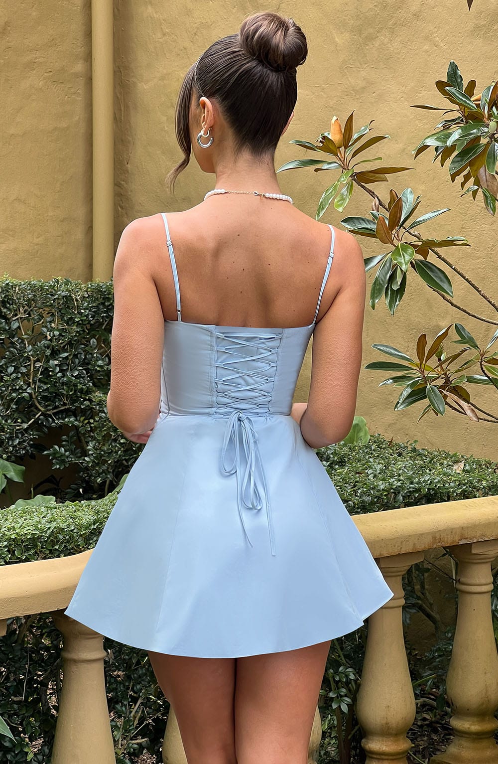 Blaues Lacey Minikleid
