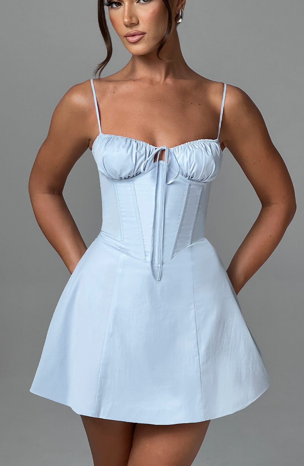Blaues Lacey Minikleid