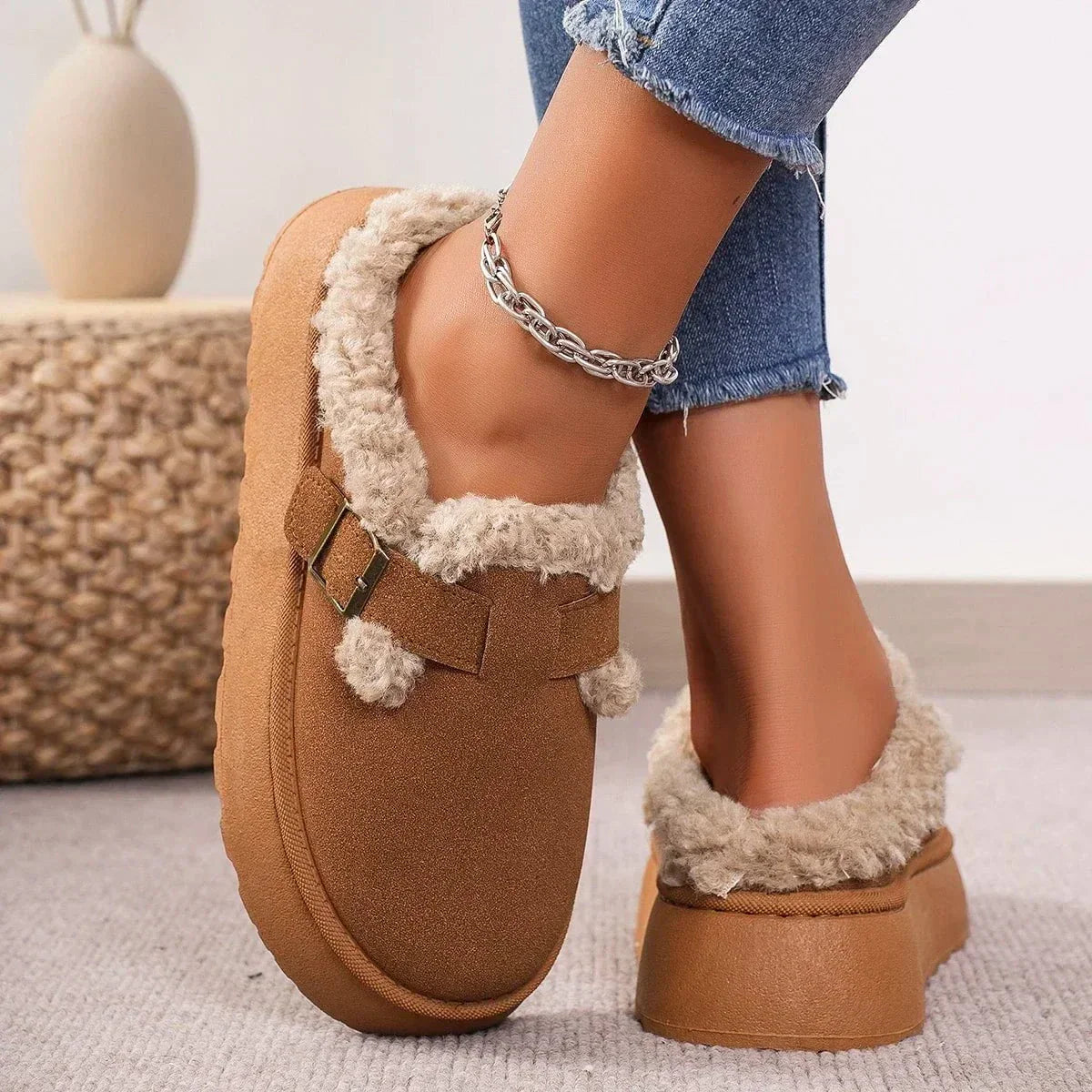 Plüsch-Mules mit Schnalle | Warme Fütterung | Komfortabler Winterstil