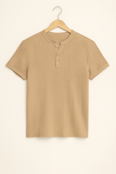 Geripptes Henley Kurzarmhemd