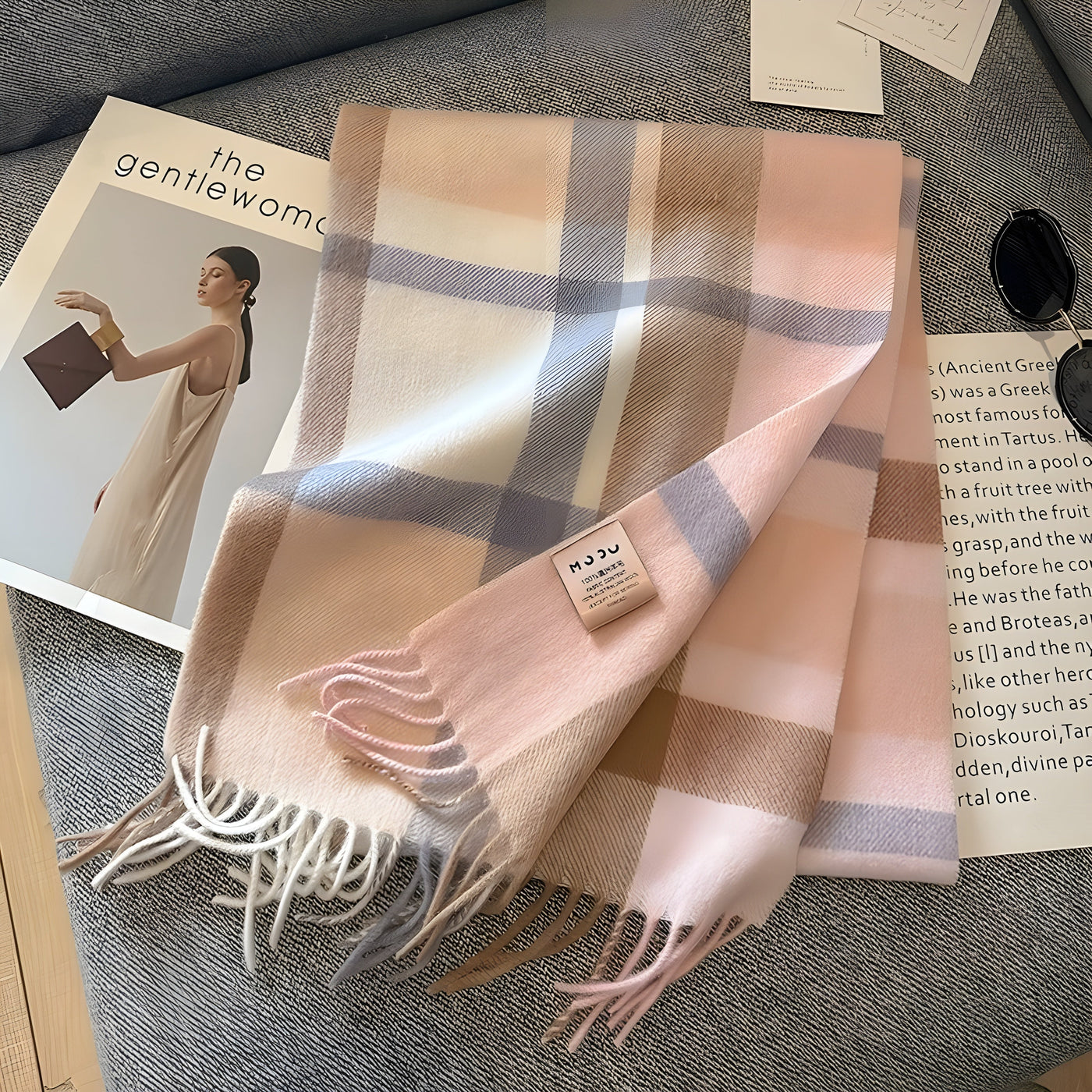 Ava | Stilvoller Damen-Winterschal aus britisch kariertem Kaschmir