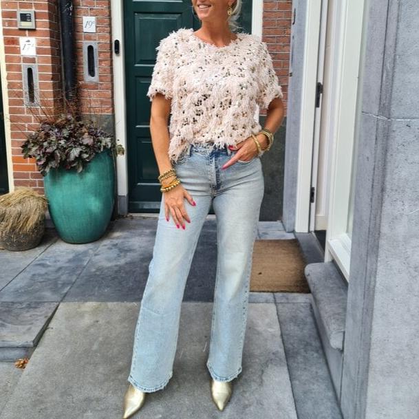 Birgit | Glamouröses Feder-T-Shirt mit Pailletten